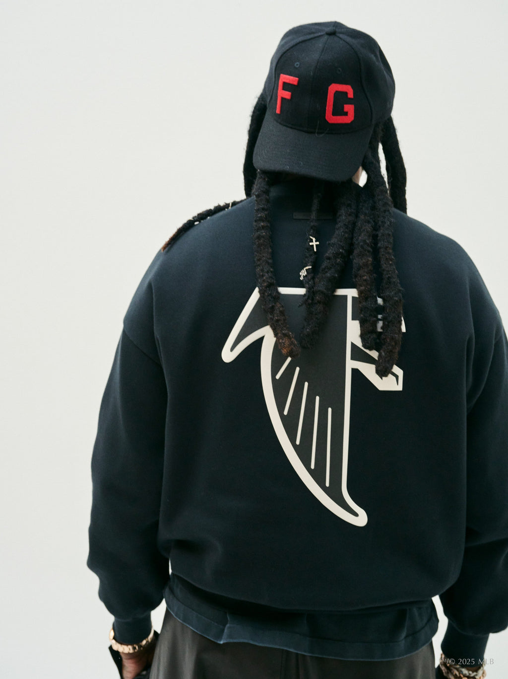 Essentials Falcons Crewneck